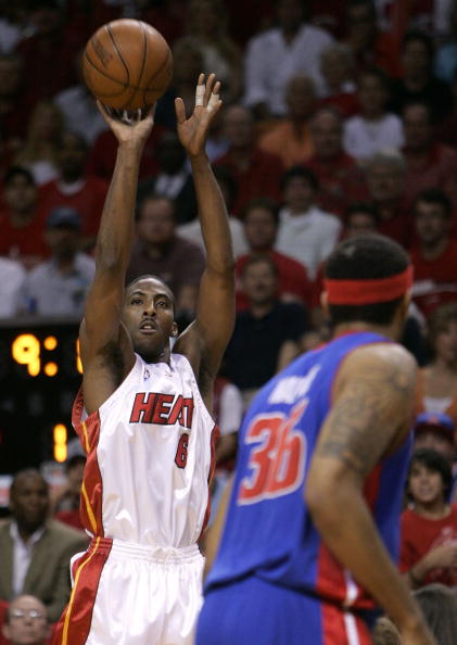 中脱颖而出 中脱颖而出