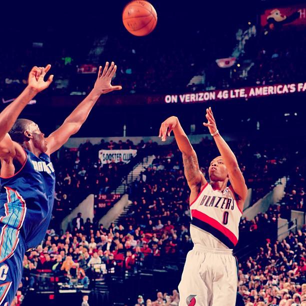 中国队在亚冬会频创历史，热带国家首次夺金.