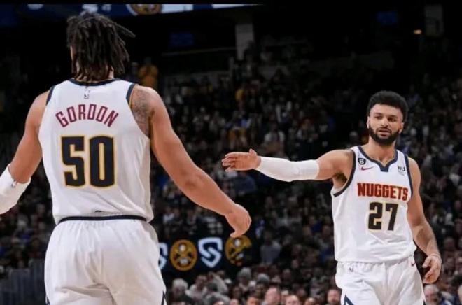 从篮下终结 从篮下终结